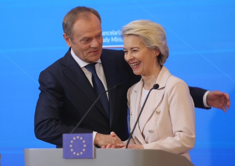 Donald Tusk i Ursula von der Leyen Zbigniew Kuźmiuk: Robią wielkie „halo” z 6 mld euro z KPO, a zaledwie 7 krajów UE korzysta z tych pożyczek