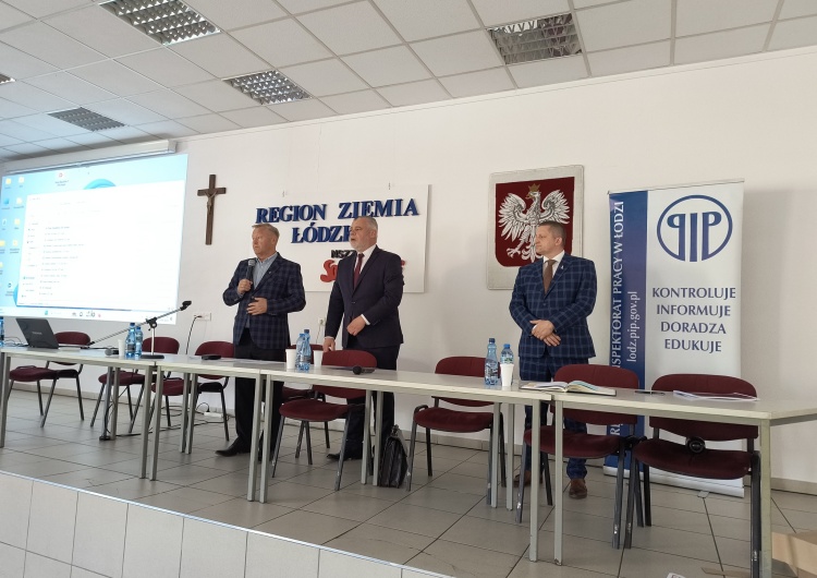 Łódź, konferencja z okazji Światowego Dnia Pamięci Ofiar Wypadków przy Pracy i Chorób Zawodowych W Łodzi rozmawiano o zagrożeniach związanych z pracą