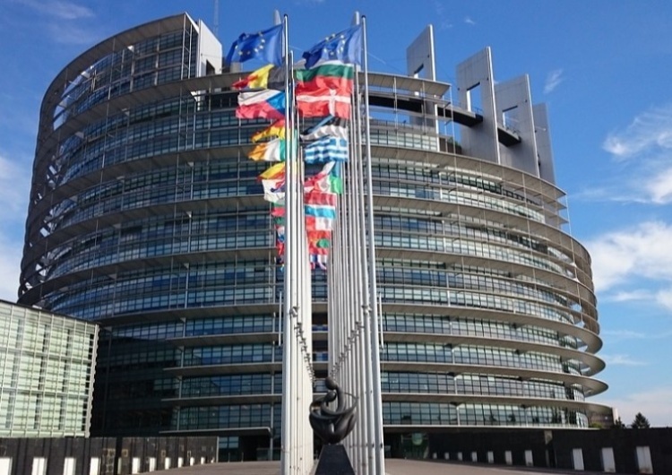 Parlament Europejski  Ryszard Czarnecki: Europa: Na prawo patrz! 