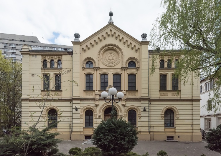 Synagoga Nożyków w Warszawie Próba podpalenia synagogi Nożyków w Warszawie. Andrzej Duda zabiera głos