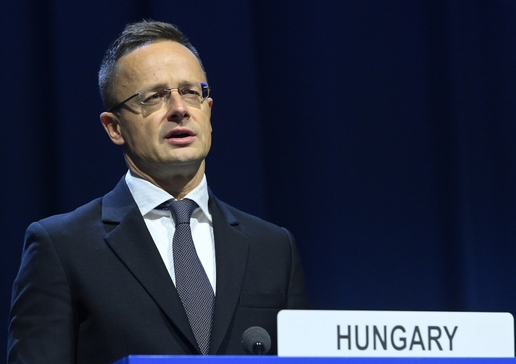 Peter Szijjarto Szef MSZ Węgier: „Nie damy się wciągnąć w wojnę i NATO-wską szaloną misję pomocy Ukrainie”