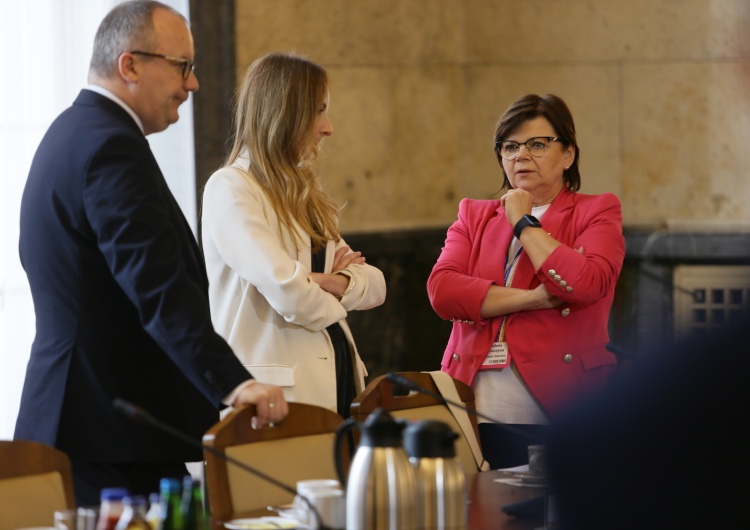 Minister zdrowia Izabela Leszczyna Pigułka „dzień po”. Kompromitacja programu minister Leszczyny