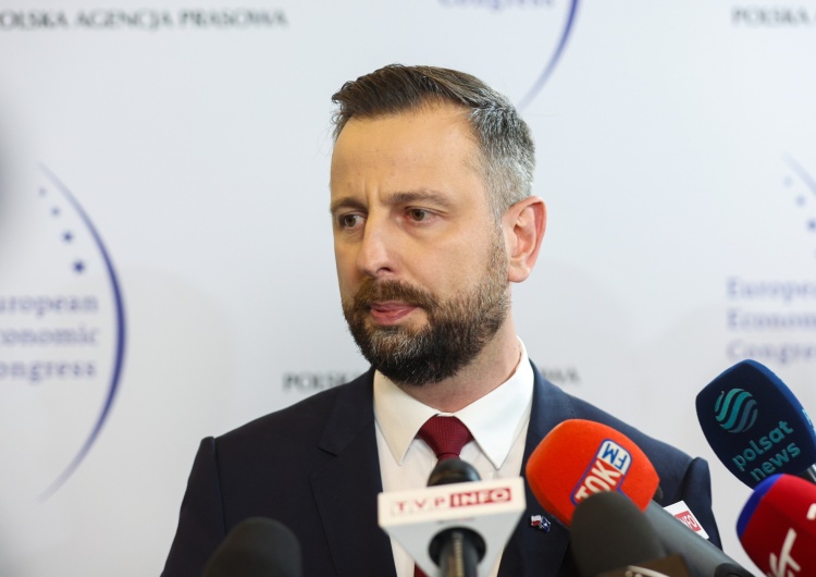 Władysław Kosiniak-Kamysz Szef MON przyznał, że ma plecak ewakuacyjny: „Trzeba być gotowym na każdą sytuację”