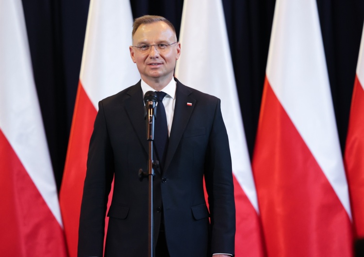 prezydent Andrzej Duda Prezydent Duda stanął w obronie wielkich inwestycji w Polsce