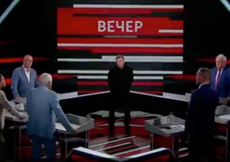 W programie Władimira Sołowiowa padły słowa, że w 10-15 minut Polska zniknie z powierzchni Ziemi Szokujące słowa w rosyjskiej telewizji: „W 10–15 minut Polska i Polacy znikną”