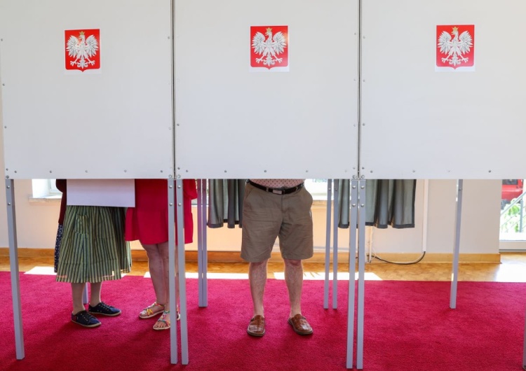 Wybory do Parlamentu Europejskiego 2024. Podano dane o frekwencji Wybory do PE. PKW podała pierwsze dane o frekwencji