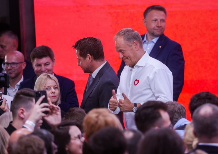 Donald Tusk Cezary Krysztopa: Pyrrusowe zwycięstwo Tuska