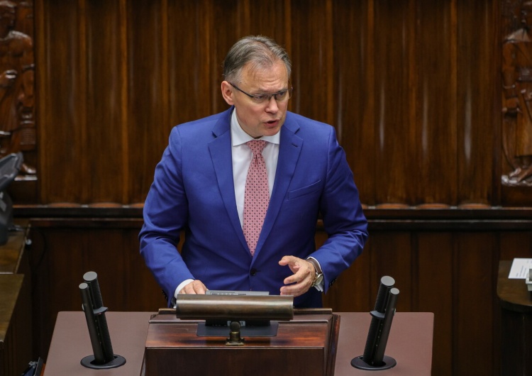 Arkadiusz Mularczyk Arkadiusz Mularczyk zdobył mandat do PE. Ujawnił nam, jakie są jego cele