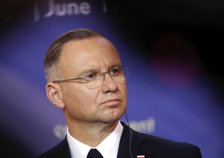 Andrzej Duda Andrzej Duda o Ustawie Strategicznej: Wzmocni m.in przepisy dotyczące użycia broni przez wojsko