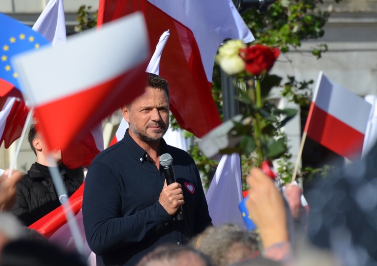 Rafał Trzaskowski Nowy sondaż prezydencki. Zaskakujący wynik Trzaskowskiego