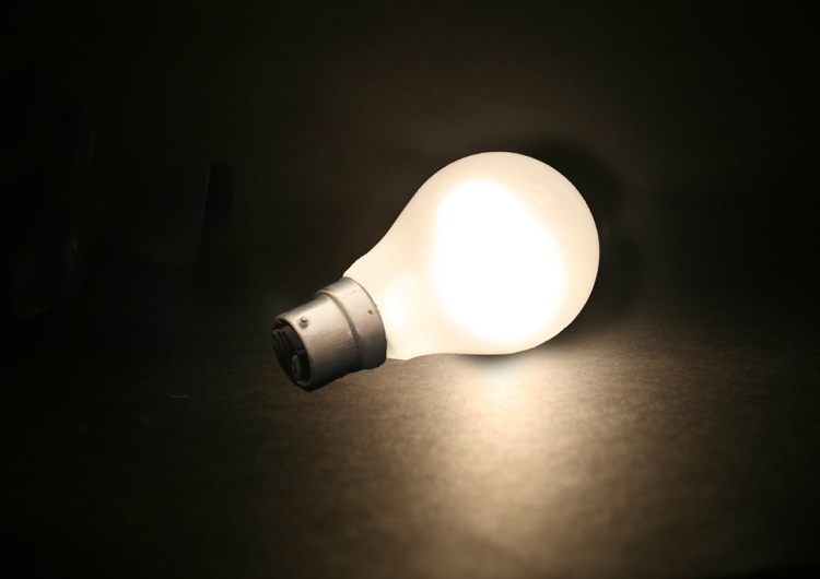prąd Rachunki grozy: prognozy opłat za energię są kosmiczne