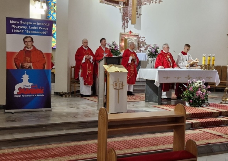 Podkarpacie: Msza św. w intencji Ojczyzny, Ludzi Pracy i NSZZ „Solidarność