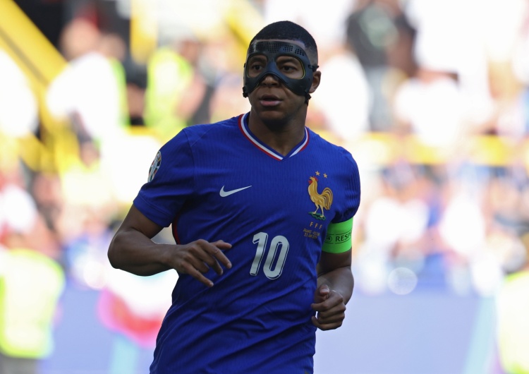 Kylian Mbappe Mbappe zwyzywał Lewandowskiego. Padły niecenzuralne słowa