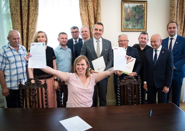 Koniec dwuletniego sporu zbiorowego w Zielonej Górze! „S” podpisała porozumienie z prezydentem miasta