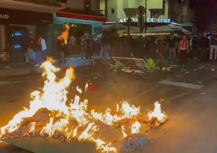 Zamieszki we Francji  Chaos we Francji: Lewica nie może pogodzić się z wyborczą porażką [WIDEO]