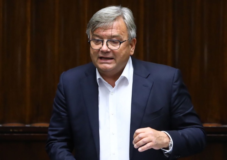 Poseł KO Artur Łącki Poseł KO wzywa Bodnara do „siłowych rozwiązań” ws. KRS: „Rozgonić w cholerę” [WIDEO]