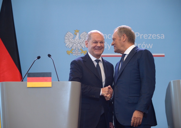 Donald Tusk i Olaf Scholz Konfederacja oskarża Tuska o bycie „sługą narodu niemieckiego”