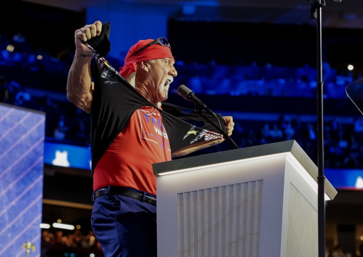 Hulk Hogan Mocne wsparcie dla Donalda Trumpa: zobacz występ legendy wrestlingu Hulka Hogana podczas wiecu