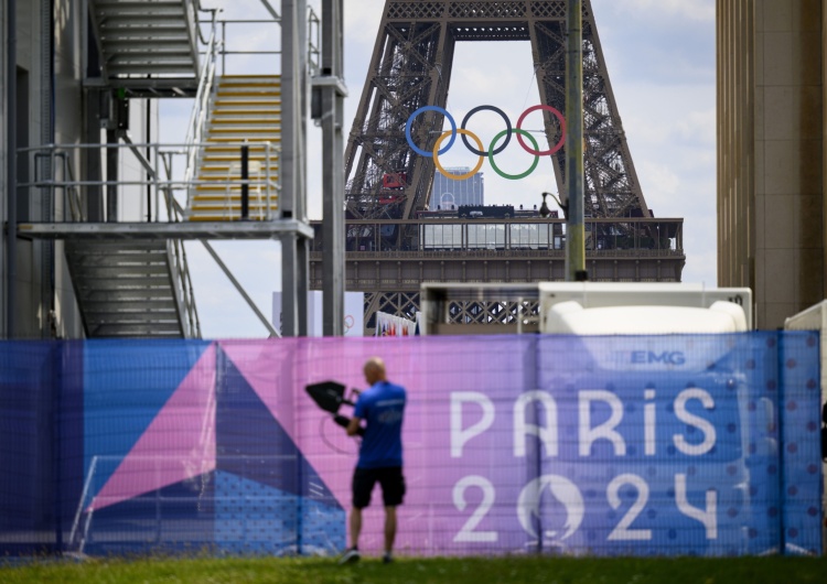 Igrzyska Olimpijskie Dantejskie sceny na igrzyskach we Francji. Kibice wtargnęli na boisko i zaatakowali piłkarzy