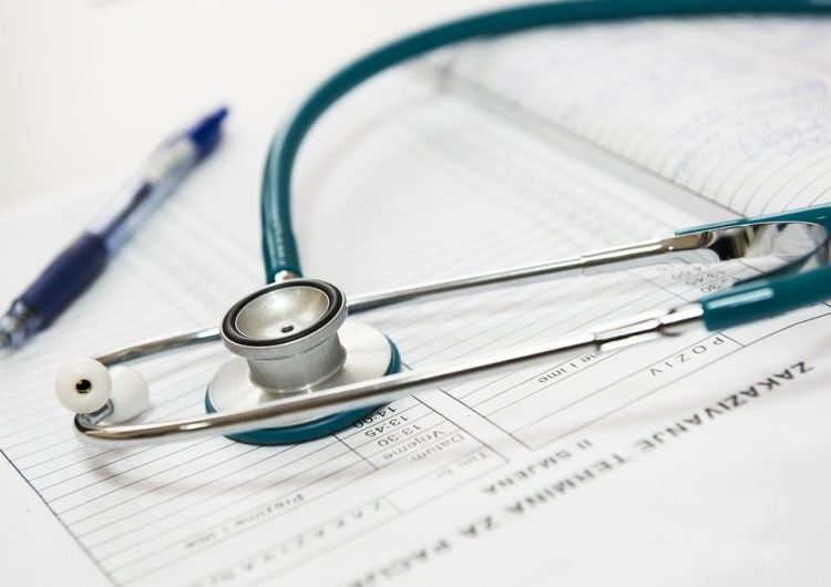 lekarz, medycyna Znana celebrytka usłyszała druzgocącą diagnozę