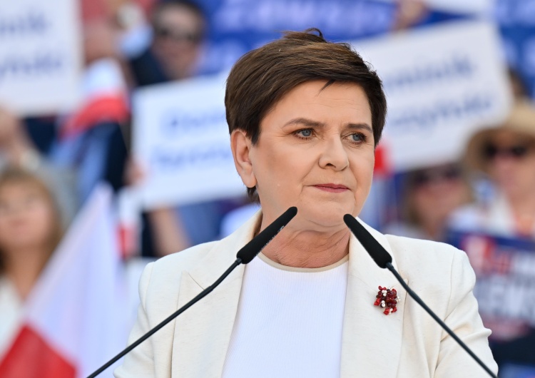 Beata Szydło Szydło: Niemcy nawpuszczali nielegalnych imigrantów, a teraz wyrzucają ich do Polski