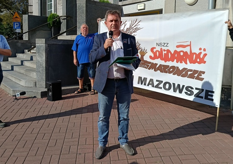 „S” Warszawskich Wodociągów: Panie prezydencie, musimy wychodzić na ulicę?
