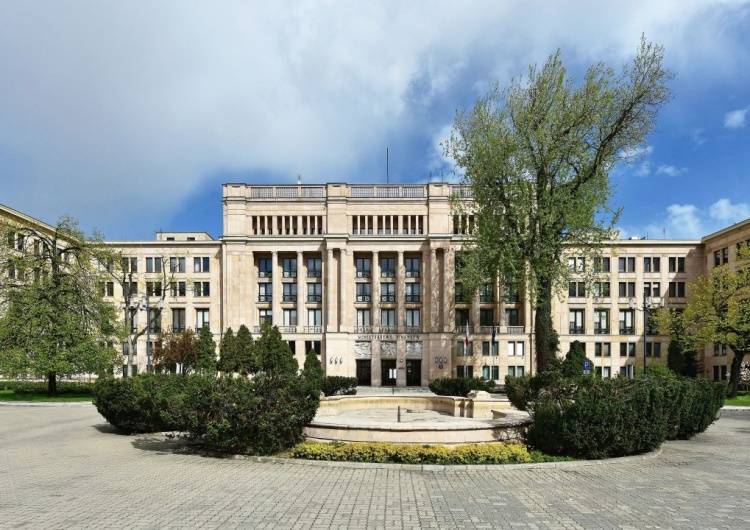 Ministerstwo Finansów Wiadomo, ile resort finansów wypłaci subwencji. Która partia na czele beneficjentów?
