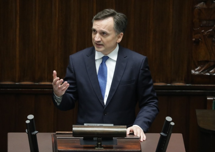 Poseł Zbigniew Ziobro Michał Sopiński o sytuacji Zbigniewa Ziobro: Z punktu widzenia prawa pojawia się ogromny problem