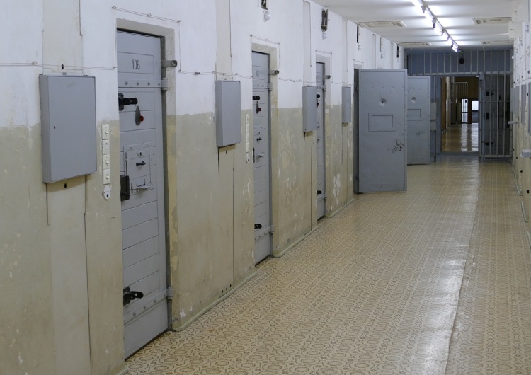 Więzienia, zdjęcie podglądowe Kazachstan: Sześciu policjantów skazanych za tortury