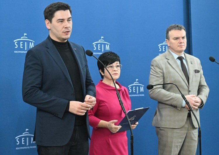 Posłowie PiS: Mariusz Krystian, Joanna Borowiak i Dariusz Stefaniuk
