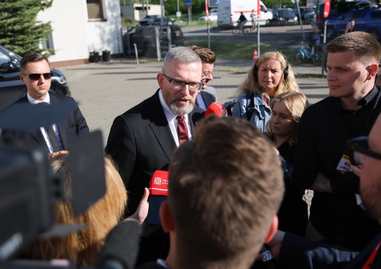 Grzegorz Braun Słowa Grzegorza Brauna podczas debaty. Jest reakcja prokuratury