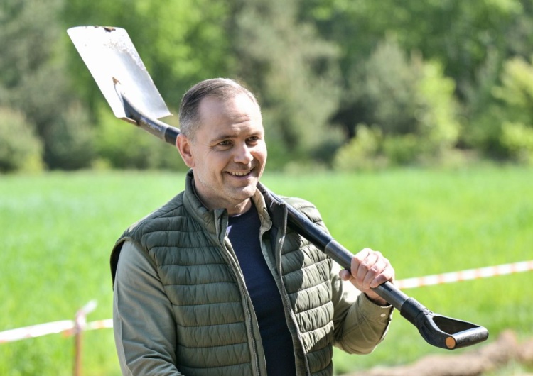 Karol Nawrocki Pracownik TVN zadał Nawrockiemu pytanie. Takiej odpowiedzi się nie spodziewał