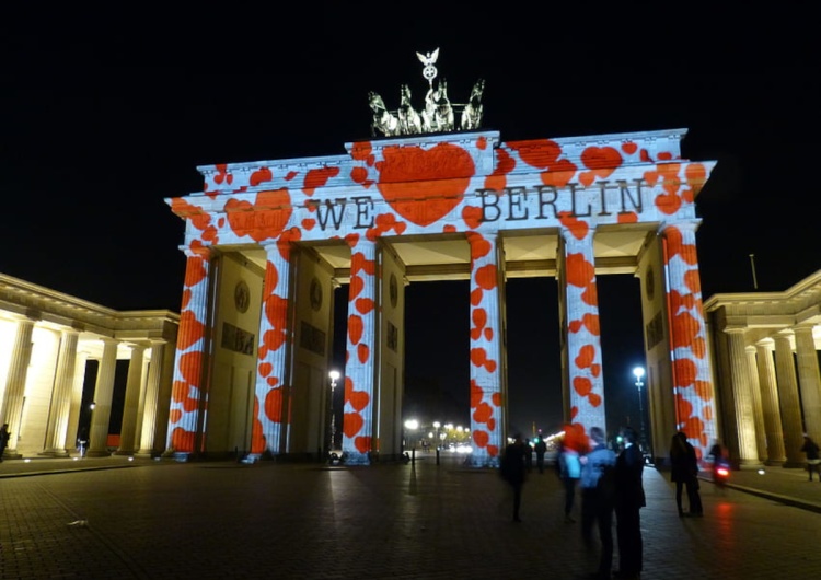 Brama Brandenburska. Berlin Najważniejsze, to nie drażnić Niemców