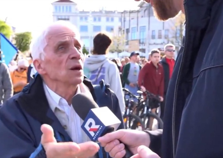 Uczestnik wiecu Rafała Trzaskowskiego w Sopocie i dziennikarz Telewizji Republika Adrian Borecki „To były obietnice Kaczyńskiego!”. Kuriozalne słowa sympatyka KO na jednym z wieców