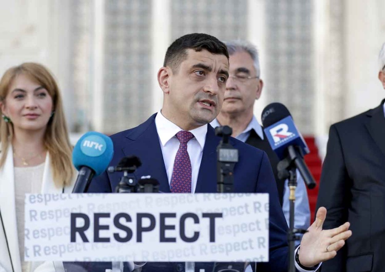 George Simion wygłosił oświadczenie za pomocą transmisji live na Facebooku Pierwszy komentarz George Simiona po ogłoszeniu sondażowych wyników wyborów prezydenckich
