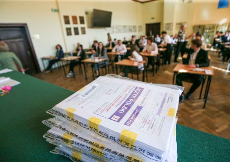 Do sieci wyciekł arkusz maturalny z języka polskiego Wyciekł arkusz maturalny. CKE zabrała głos