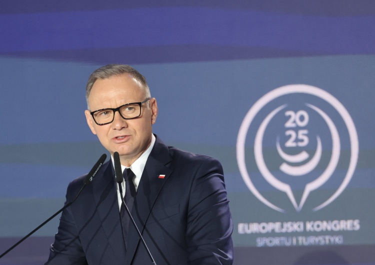 Andrzej Duda Tusk atakuje Andrzeja Dudę po zawetowaniu ustawy ws. składki zdrowotnej. Prezydent odpowiada