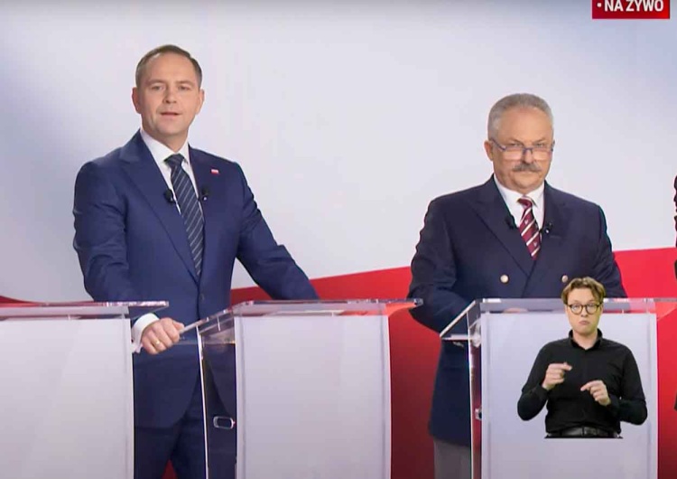 Debata prezydencka w TV Republika Trwa debata prezydencka TV Republika. Rafał Trzaskowski nieobecny