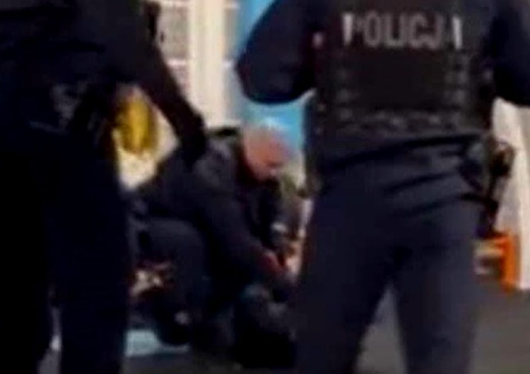 Zatrzymanie Nigeryjczyka Imigrant, który zaatakował Polaka na siłowni, został zwolniony z aresztu. Teraz jest w Anglii