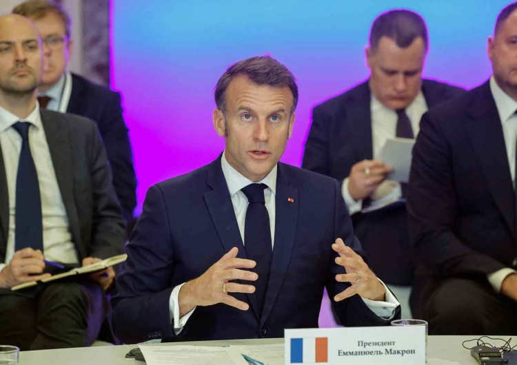 Emmanuel Macron Zagraniczni żołnierze na Ukrainie. Macron podał liczbę