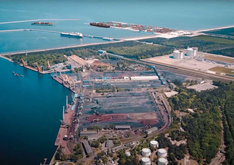 Port w Świnoujściu Świnoujście zagrożeniem dla Hamburga? Niemcy krytykują polską inwestycję