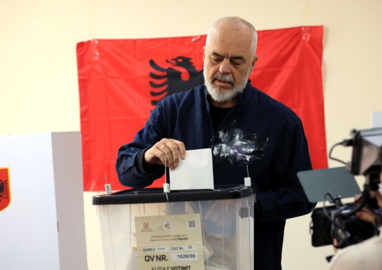 Edi Rama Czwarta kadencja w kieszeni. Rekordowy wynik premiera Albanii