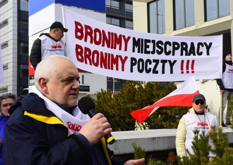 Pikieta pracowników Poczty Polskiej - zdjęcie poglądowe