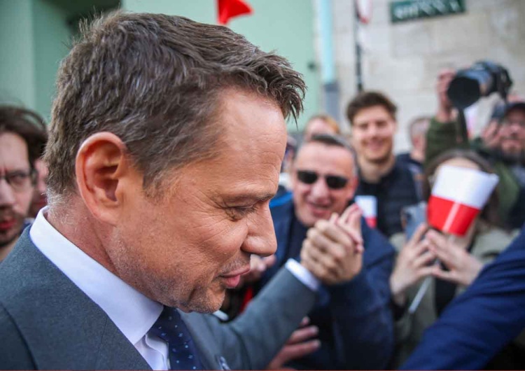 Sztab Rafała Trzaskowskiego zabrał głos ws. reklam na Facebooku wspierających kandydata KO Ingerencja w wybory. Sztab Trzaskowskiego odcina się od filmów wspierających kandydata KO