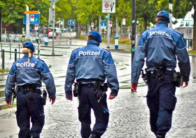 Niemiecka policja – zdjęcie ilustracyjne Niemcy odsyłają do Polski imigrantów. Nowy raport Bundespolizei