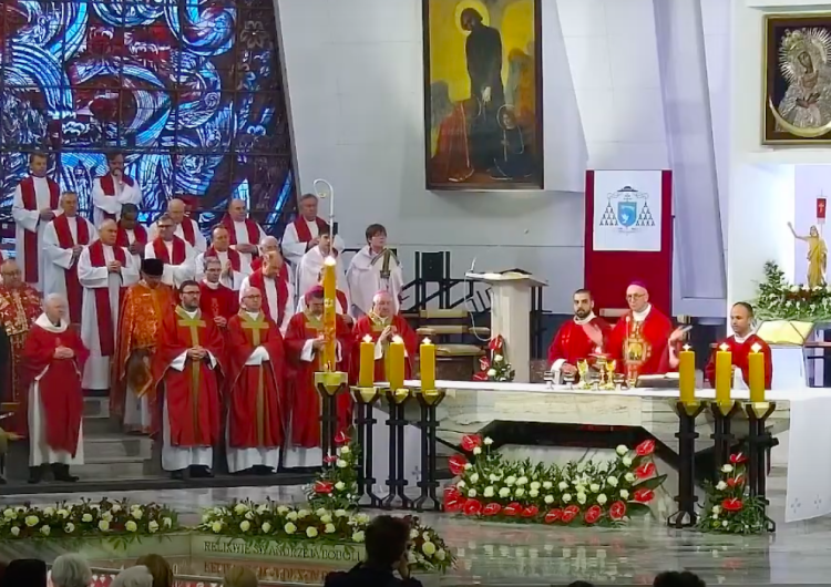 Msza św. pod przewodnictwem abp. Adriana Galbasa Abp Galbas w sanktuarium św. Andrzeja Boboli: Na dialog zdobywają się tylko ludzie pokorni i mądrzy