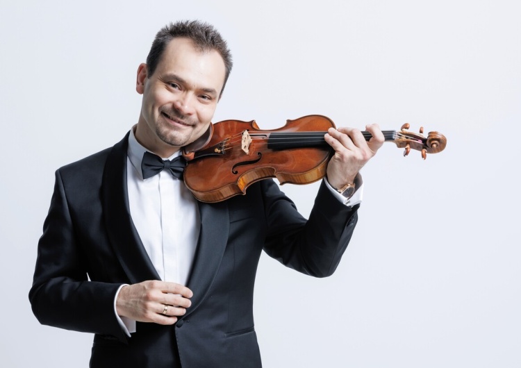 Janusz Wawrowski Wybitny polski skrzypek Janusz Wawrowski: Gram na instrumencie, który był robiony, kiedy Bach się dopiero rodził