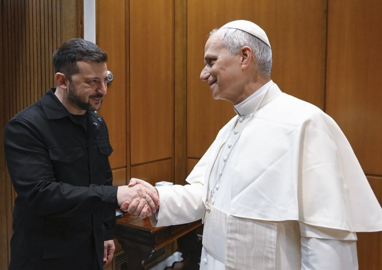 Od lewej: Wołodymyr Zełenski, papież Leon XIV Zełenski i Vance w Watykanie. Papież zaangażowany w budowę pokoju na Ukrainie