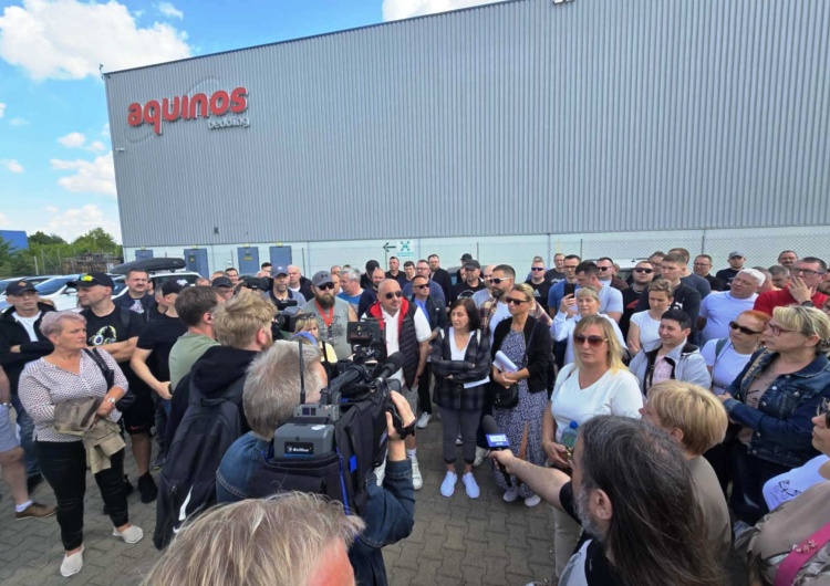 Protest Protest pracowników Aquinos Bedding w Łodzi. Pracodawca nie wypłacił załodze pensji