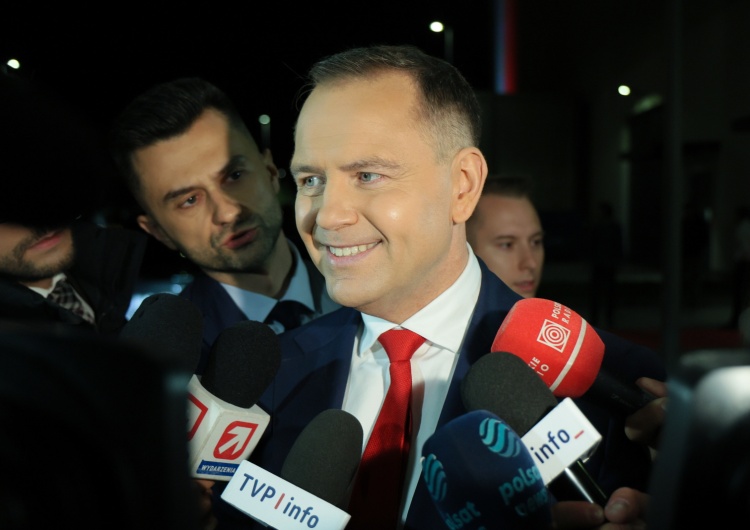 Rafał Trzaskowski i Karol Nawrocki podczas piątkowej debaty w TVP Po debacie w TVP: